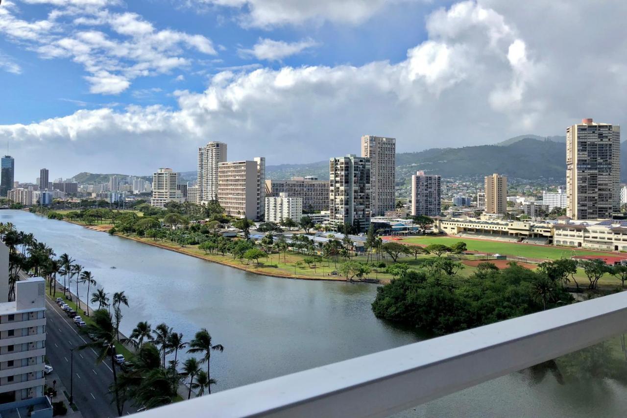 Apartments At Palms Waikiki Honolulu Esterno foto