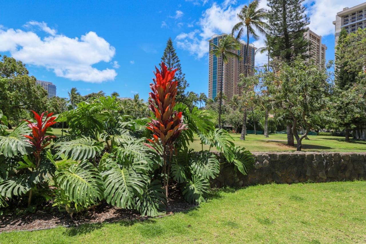 Apartments At Palms Waikiki Honolulu Esterno foto